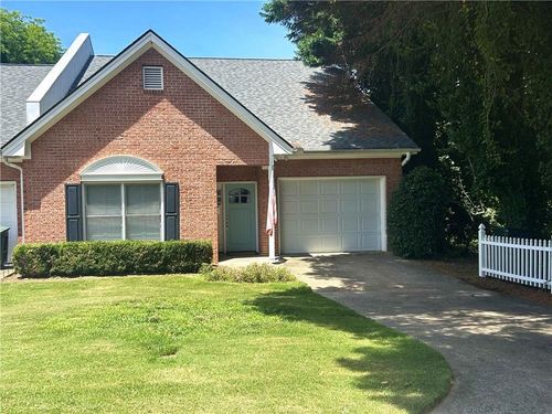 67 Green Hill Pl, Toccoa, GA, 30577-2492 | Card Image
