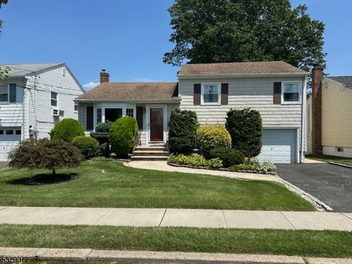 827 Savitt Pl, Union, NJ, 07083-6709 | Card Image