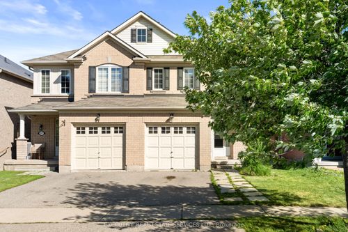 39 Kintyre St, Brampton, ON, L6Z0E5 | Card Image
