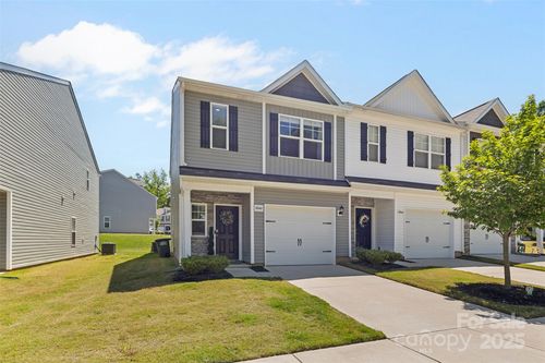 8048 Alderton Ln, Charlotte, NC, 28215-0406 | Card Image