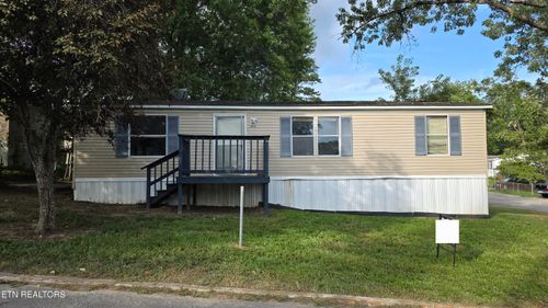 205 Royal St, Clinton, TN, 37716-6292 | Card Image