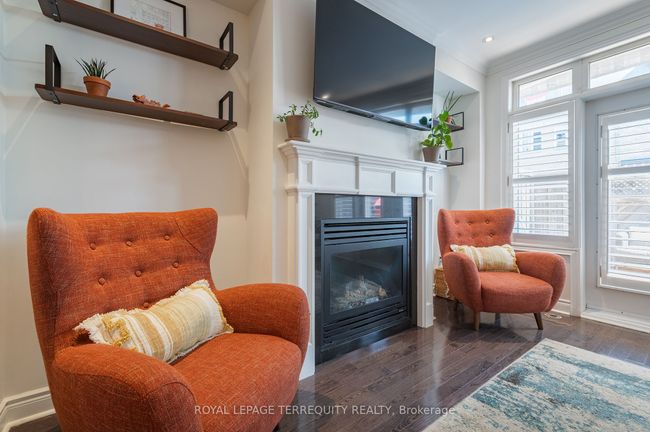 8 - 245 Van Dusen Blvd, House attached with 3 bedrooms, 3 bathrooms and null parking in Etobicoke ON | Image 13