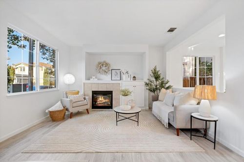 2144 Kingsbury Cir, Santa Clara, CA, 95054 | Card Image