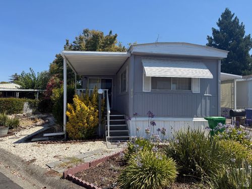 141 Newell Cir, Napa, CA, 94558-1647 | Card Image