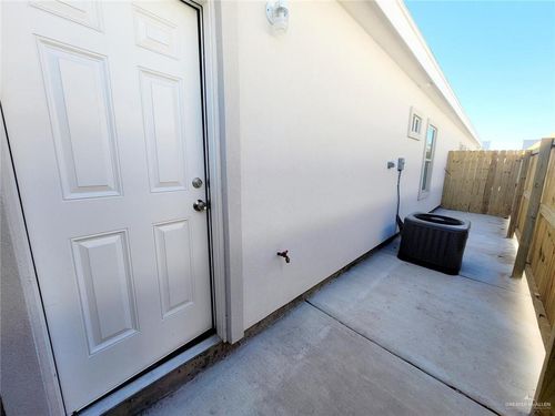 3-1403 Lore Dr, Weslaco, TX, 78599-4288 | Card Image