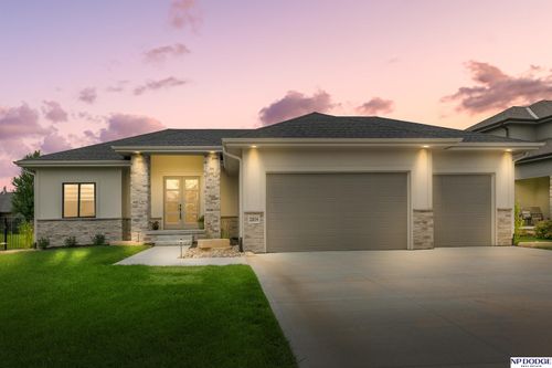 22014 Martha St, Elkhorn, NE, 68022-2866 | Card Image