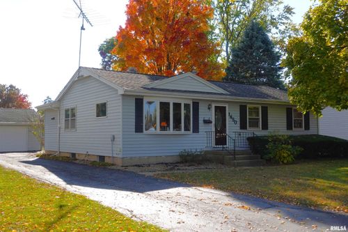 1450 Bridge Ave, Galesburg, IL, 61401-2319 | Card Image