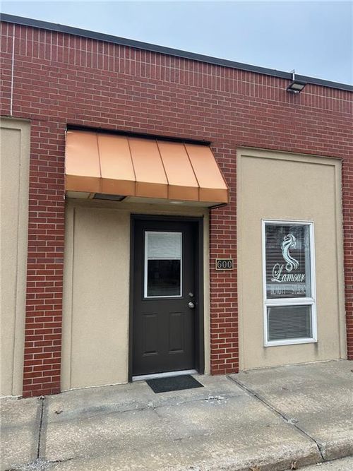 1201 W College #600 Street, Liberty, MO, 64068 | Card Image