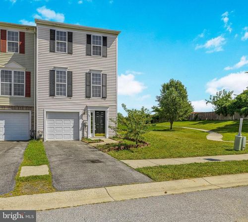 15 S Tribbit Ave, BEAR, DE, 19701-3093 | Card Image