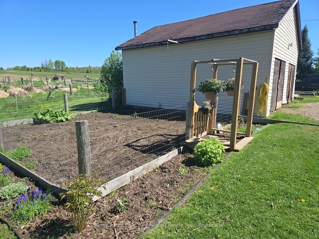 2670 Chiswick Line, House other with 3 bedrooms, 2 bathrooms and 4 parking in Powassan ON | Image 35