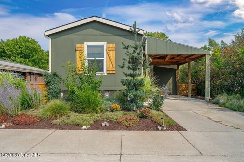 1671 W Essex Ct, Coeur D Alene, ID, 83815-9449 | Card Image
