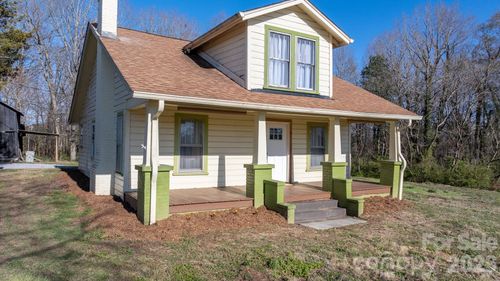 291 Mccrary Pl, Lenoir, NC, 28645-7451 | Card Image