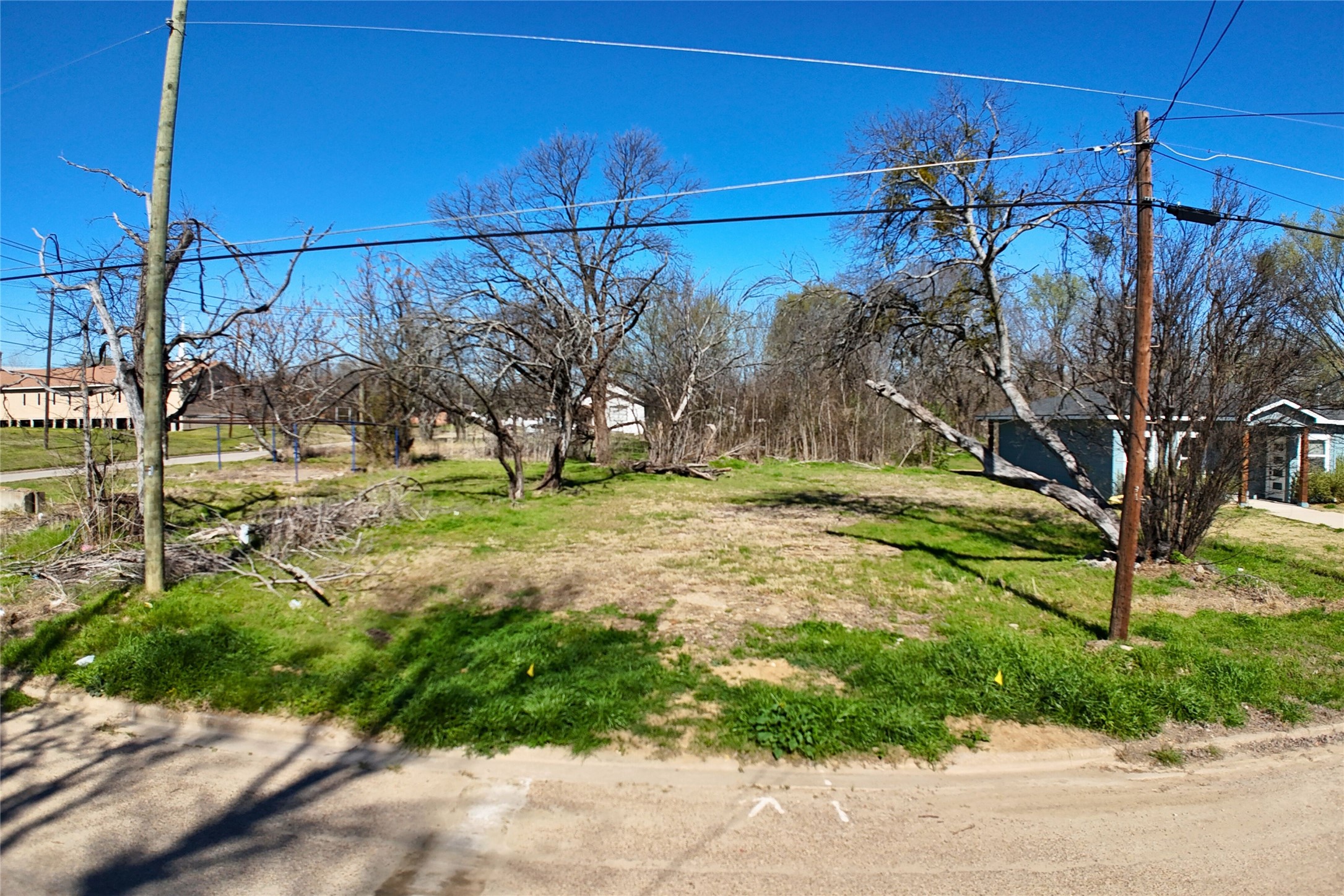 Land in Corsicana 3