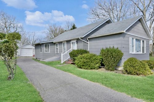 265 Hummel Ave, Southold, NY, 11971-1614 | Card Image