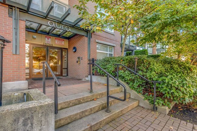 414 - 10788 139 Street, Condo with 1 bedrooms, 1 bathrooms and 1 parking in Surrey BC | Image 2