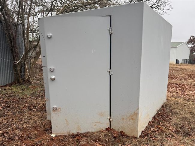 Entry to storm shelter | Image 22