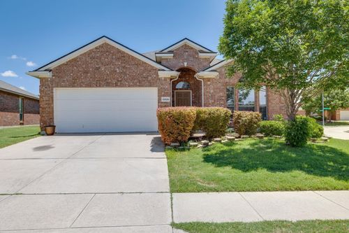 10826 Calderwood Ln, Haslet, TX, 76052-6106 | Card Image