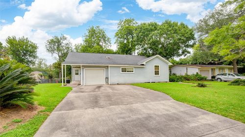 117 Camellia St, Lake Jackson, TX, 77566-5352 | Card Image