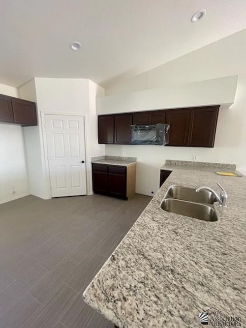 7131 E 39 St, Yuma, AZ, 85365 | Card Image