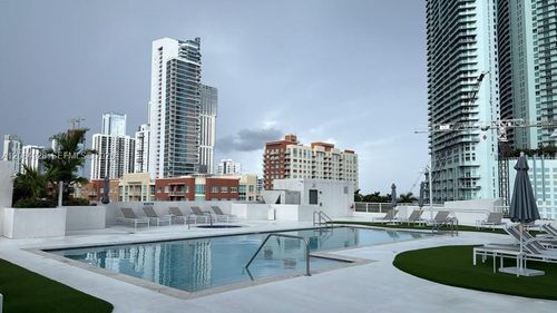 1910-275 Ne 18th St, MIAMI, FL, 33132-1117 | Card Image
