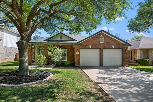 8624 Barrow Glen Loop, Austin, TX, 78749-3617 | Card Image
