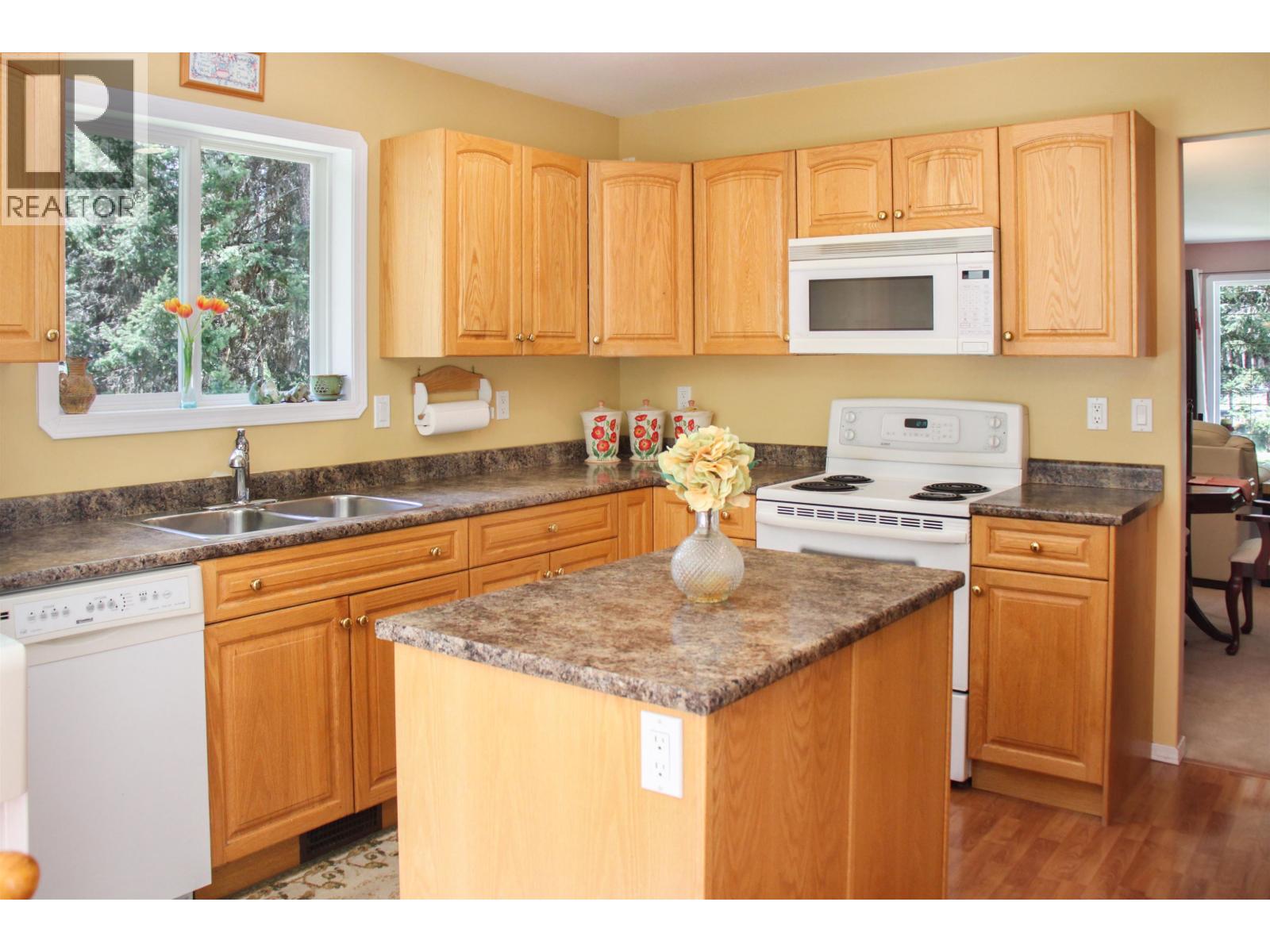 Residential in 108 Mile Ranch 4