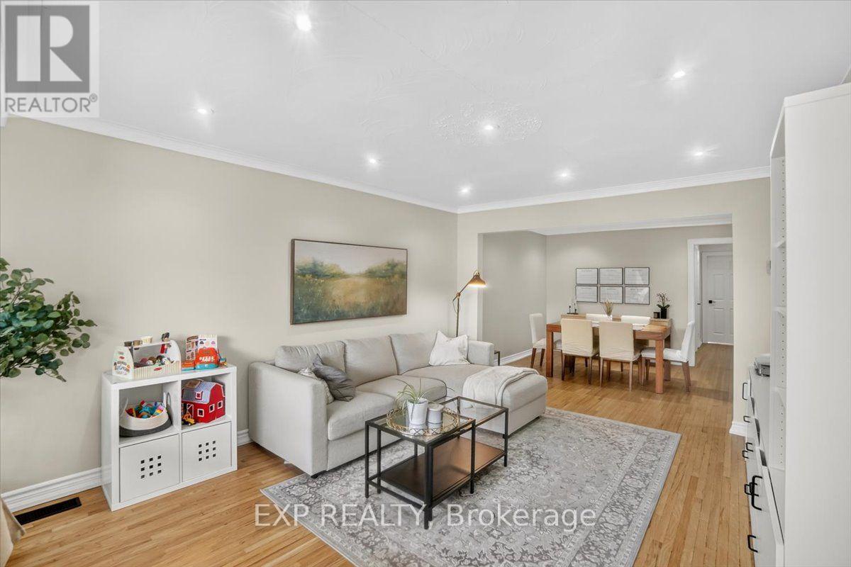 Residential in Brampton (Brampton North) 5