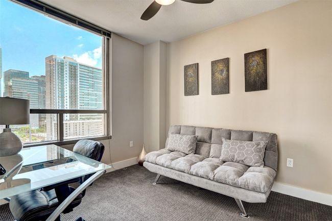 APT-1301 - 300 Bowie St, Condo with 2 bedrooms, 2 bathrooms and 2 parking in Austin TX | Image 29