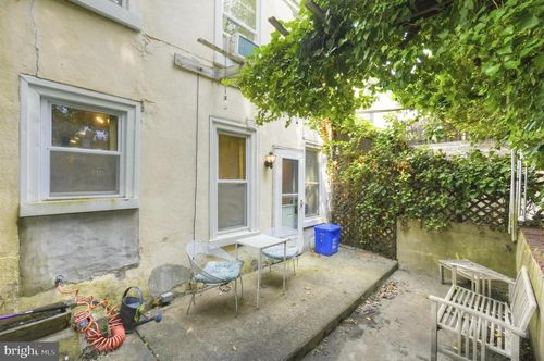 5231 Ridge Ave, PHILADELPHIA, PA, 19128-3789 | Card Image