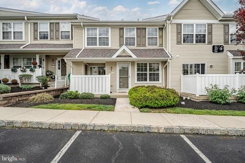 7-30 Granite Ln, CHESTER SPRINGS, PA, 19425-3820 | Card Image