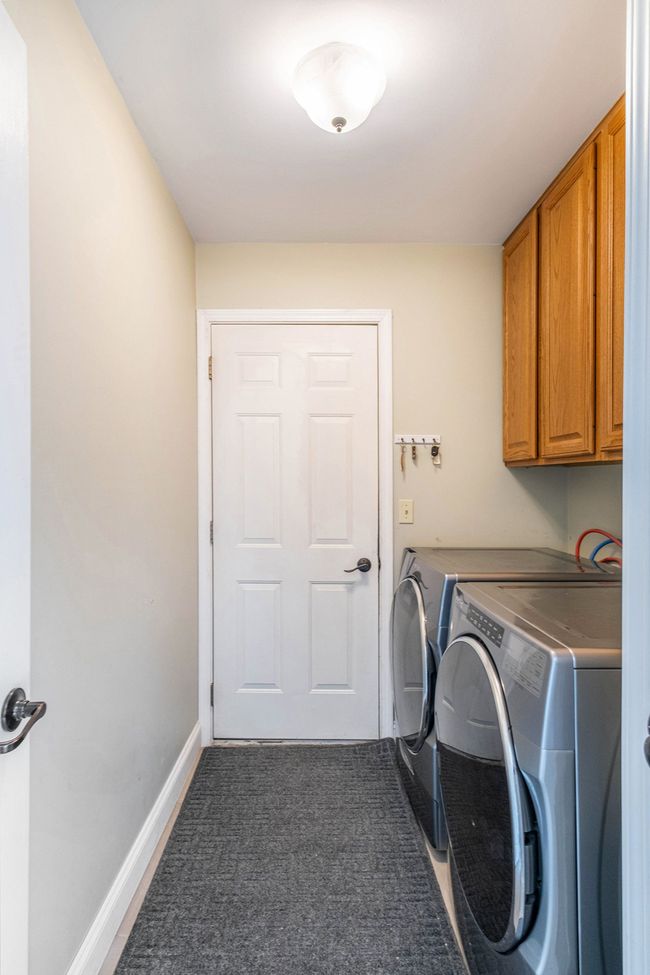 2352 Stepping Stone Pass, House other with 4 bedrooms, 3 bathrooms and null parking in Flushing MI | Image 13