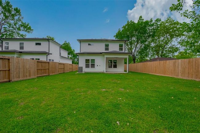 2532 Wall St, House other with 3 bedrooms, 3 bathrooms and 2 parking in Houston TX | Image 47