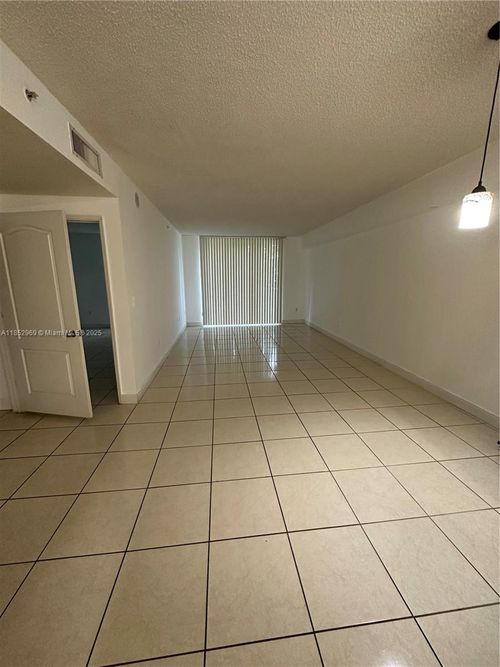 apt-103-5099 Nw 7th St, Miami, FL, 33126-3491 | Card Image