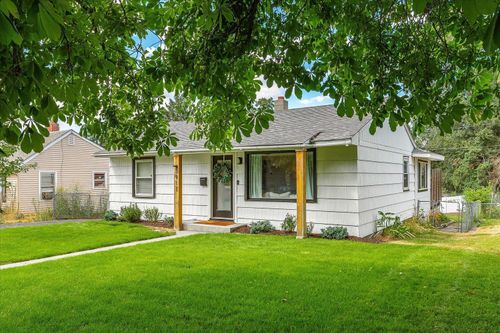 3917 E 22nd Ave, Spokane, WA, 99223-5515 | Card Image