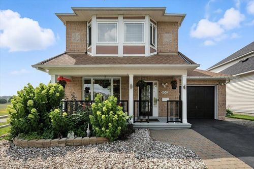 636 Aquaview Dr, Orléans, ON, K4A4W2 | Card Image
