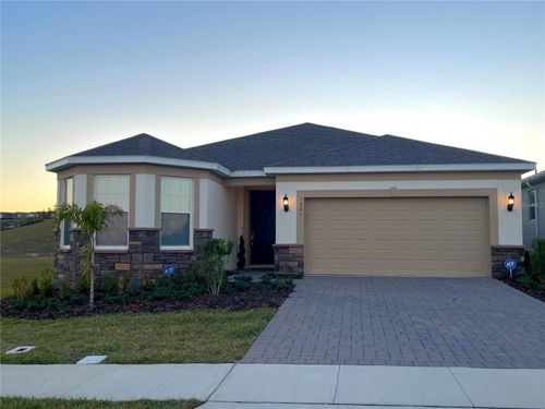 1521 Skyline Heights Cir, MINNEOLA, FL, 34715-9127 | Card Image