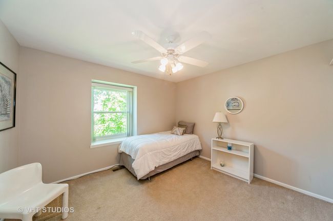 1251 Devonshire Rd, Home with 3 bedrooms, 3 bathrooms and null parking in Buffalo Grove IL | Image 13
