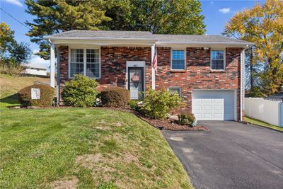 461 Country Hills Dr, House other with 3 bedrooms, 1 bathrooms and 1 parking in North Huntingdon PA | Image 1