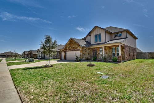 7707 Bunker Dr, Navasota, TX, 77868-1519 | Card Image