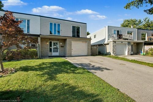 125 Ingleside Dr, Kitchener, ON, N2M2G9 | Card Image