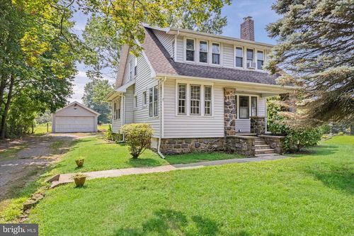 1423 Naamans Creek Rd, GARNET VALLEY, PA, 19060-1806 | Card Image