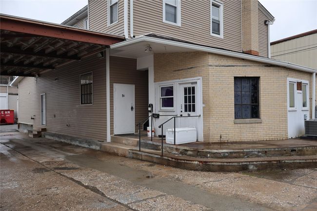 Back entry | Image 8