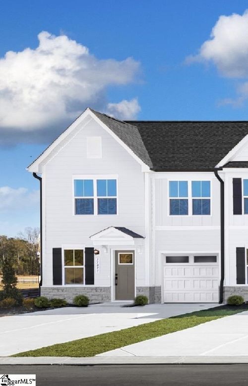 315 Diamond Dr, Greenville, SC, 29611-7593 | Card Image