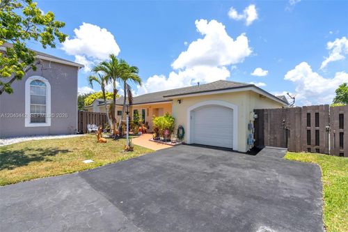 10170 Nw 54th Ter, Doral, FL, 33178-2649 | Card Image