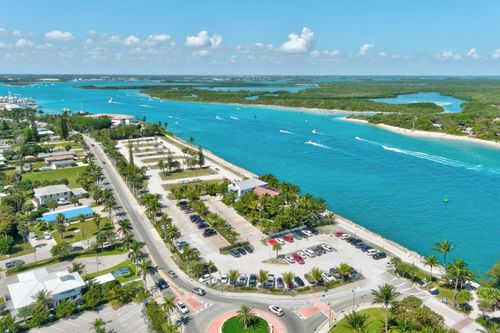 a5-1300 Seaway Dr, Hutchinson Island, FL, 34949-3106 | Card Image