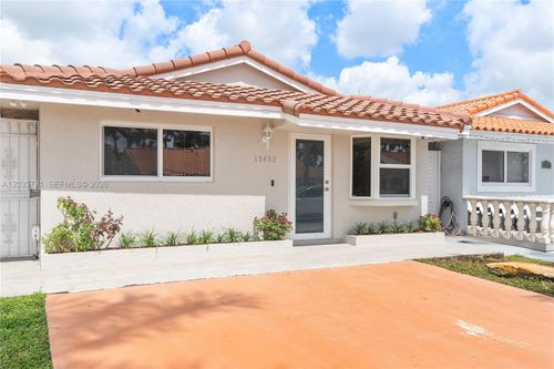 11432-11432 Nw 87th Pl, Hialeah Gardens, FL, 33018-1952 | Card Image