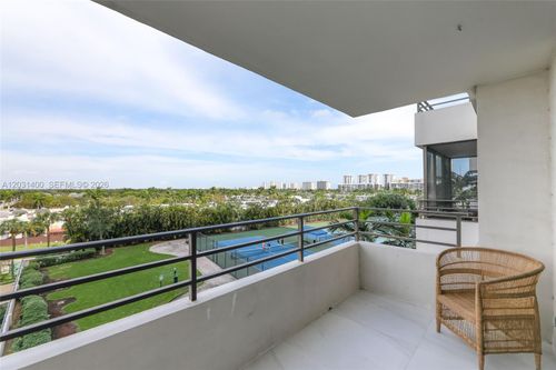 403-600 Three Islands Blvd, Hallandale Beach, FL, 33009-2843 | Card Image