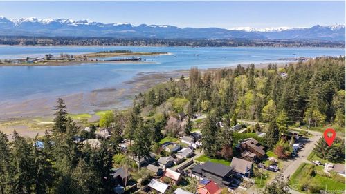 15 Docliddle Rd, Comox, BC, V9M2P9 | Card Image