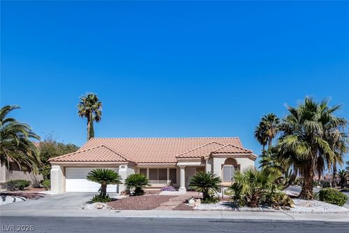 8916 Mountain Gate Dr, Las Vegas, NV, 89134-8813 | Card Image