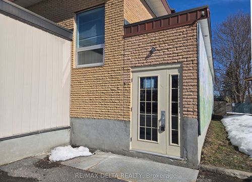 b-basement-42 Mill St, Vankleek Hill, ON, K0B1R0 | Card Image